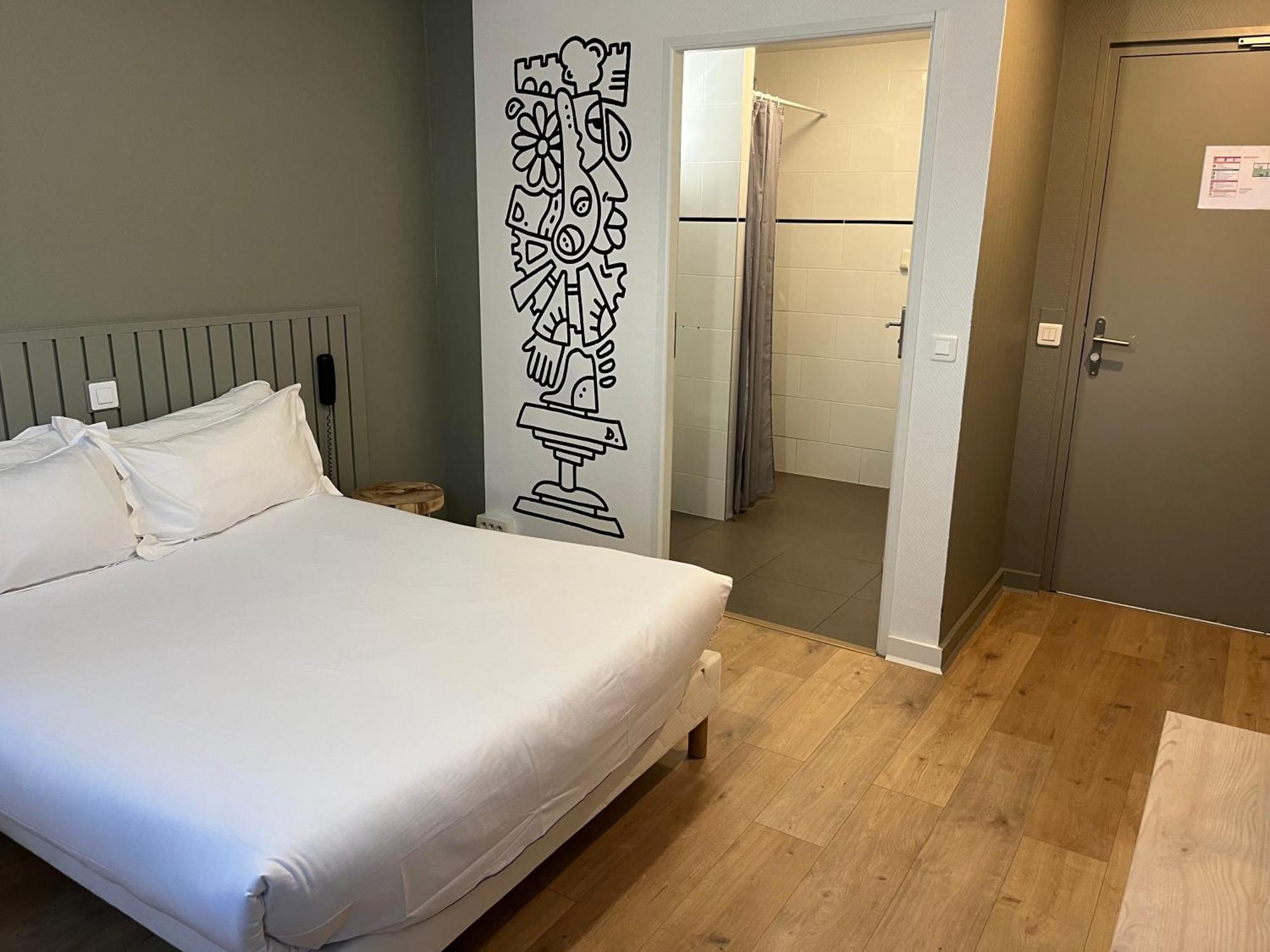Hotel Beauquartier Montmartre Paris Exterior photo